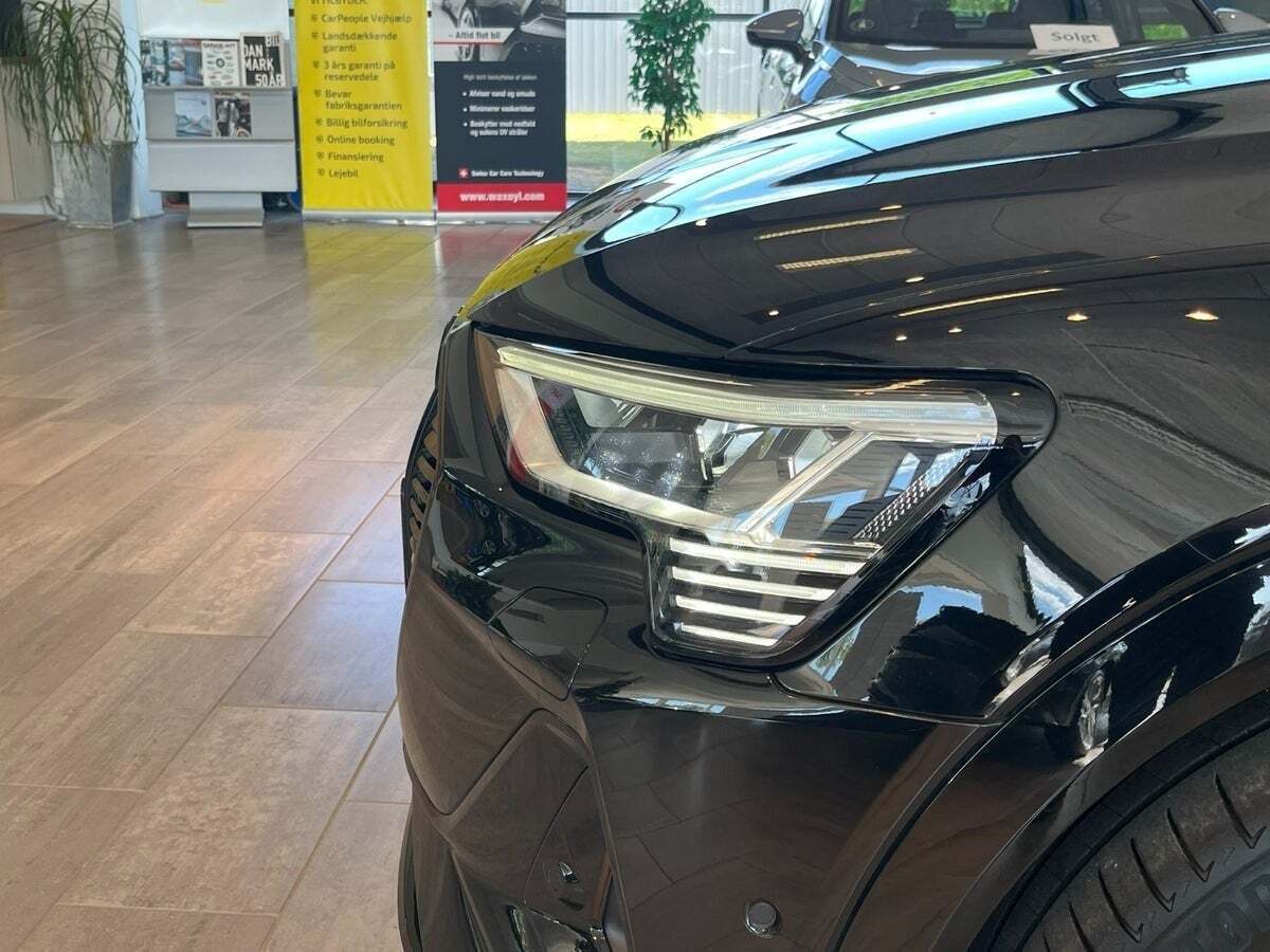 Sort Audi e-tron fra 2022
