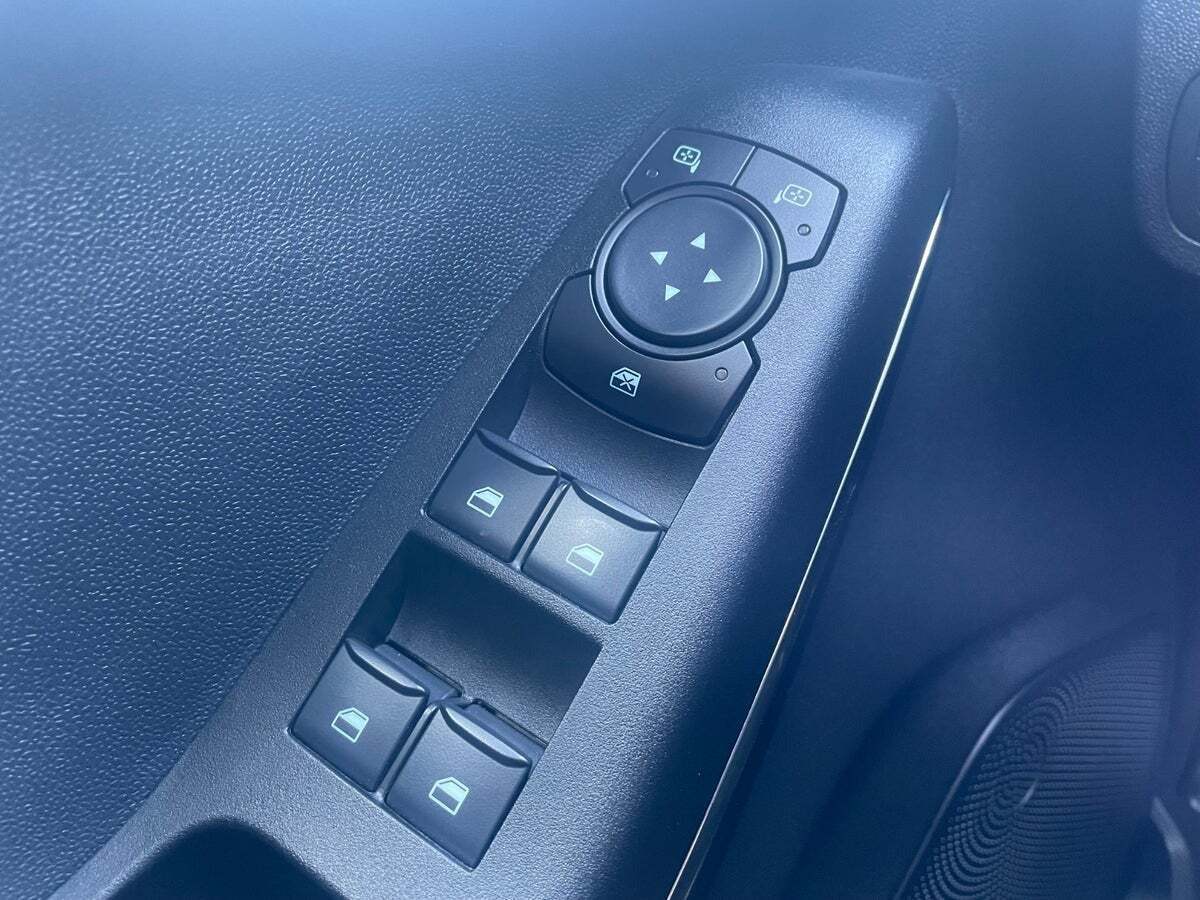 Blå Ford Fiesta fra 2023