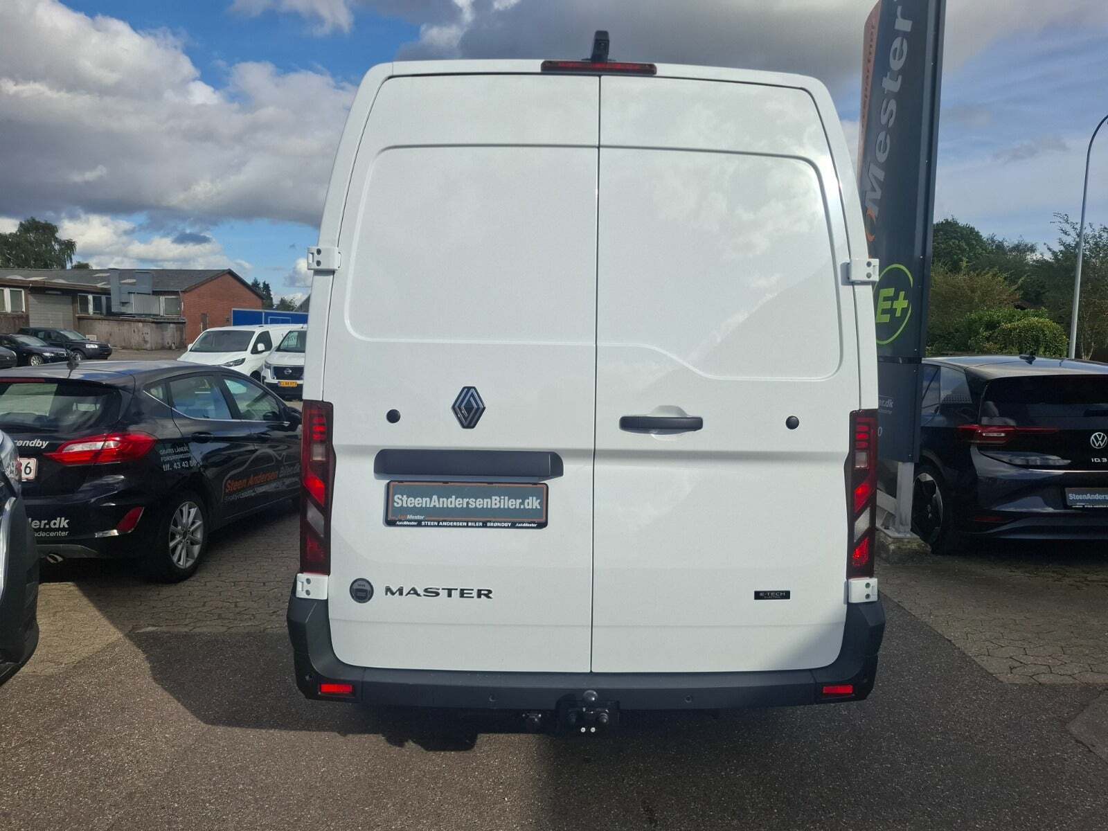Renault Master V T35 87 E-Tech L3H2 Kassevogn Tekno