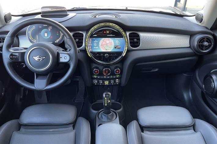 Sort Mini Cooper fra 2023