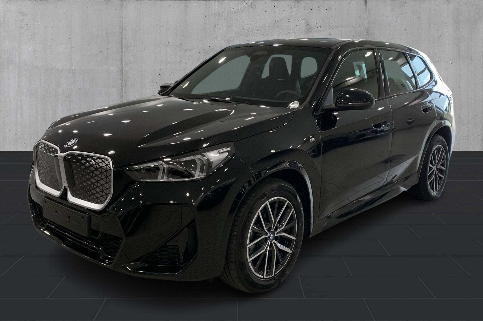 BMW iX1 eDrive20 M-Sport