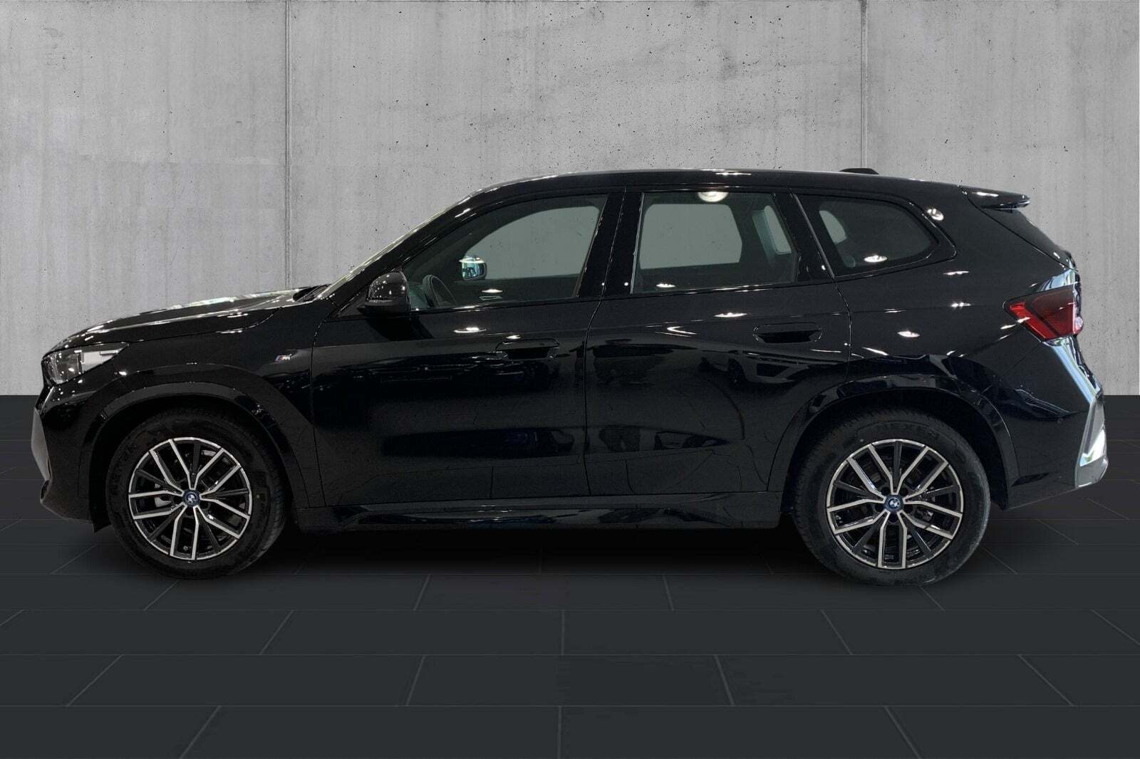 BMW iX1 eDrive20 M-Sport