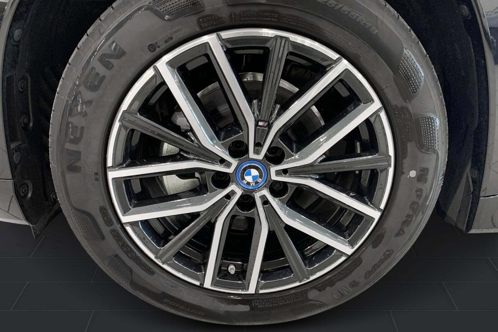 undefined BMW iX1 fra 2025