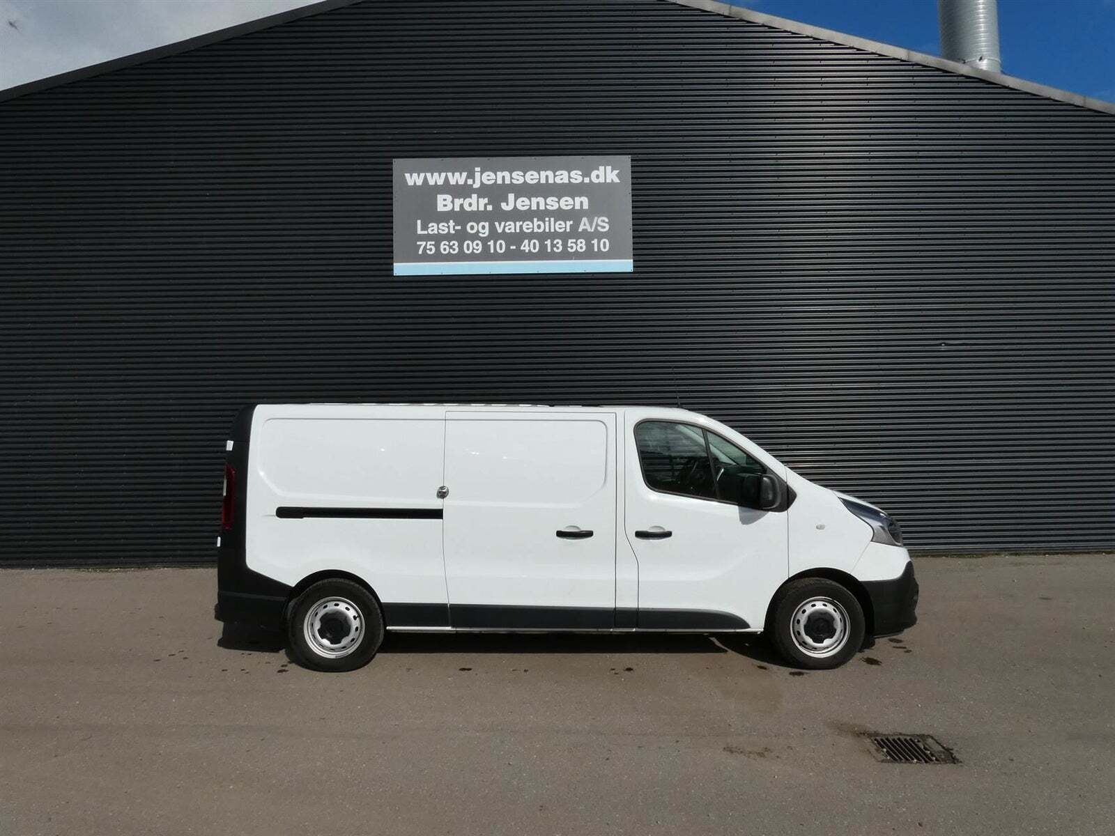 Renault Trafic T29 2,0 dCi 145 L2H1 EDC
