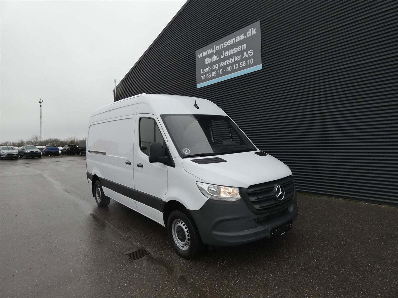 Mercedes Sprinter 317 2,0 CDi A2 Kassevogn aut. RWD