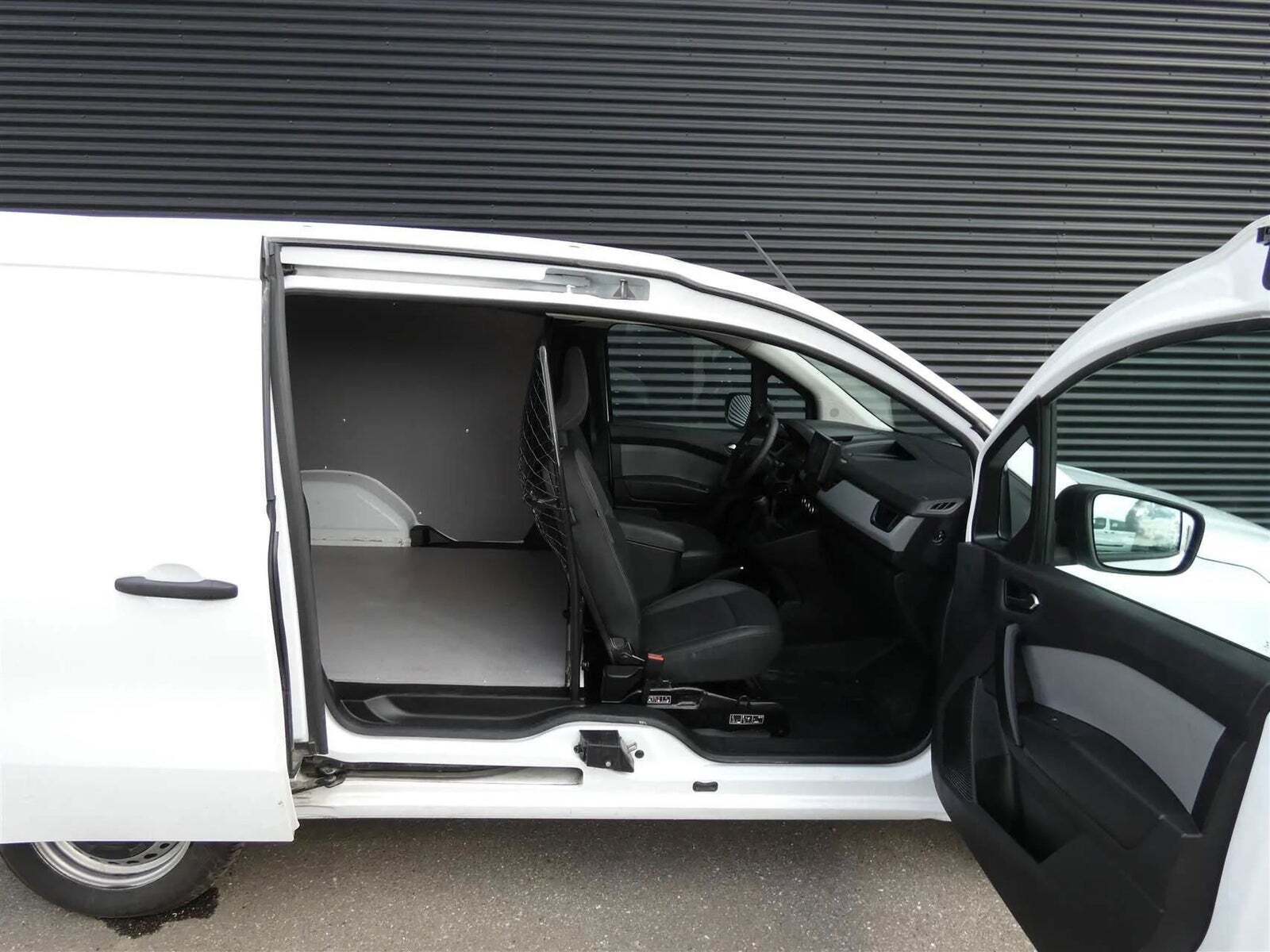 Hvid Renault Kangoo fra 2022