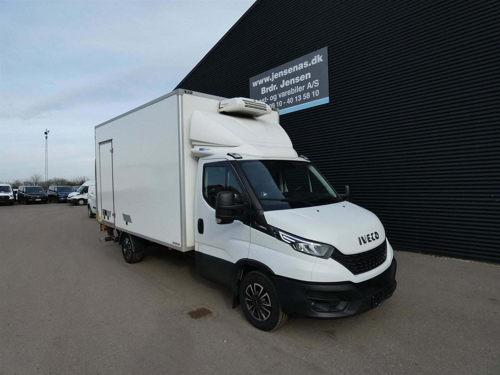 Iveco Daily 3,0 35S18 Alukasse m/lift AG8