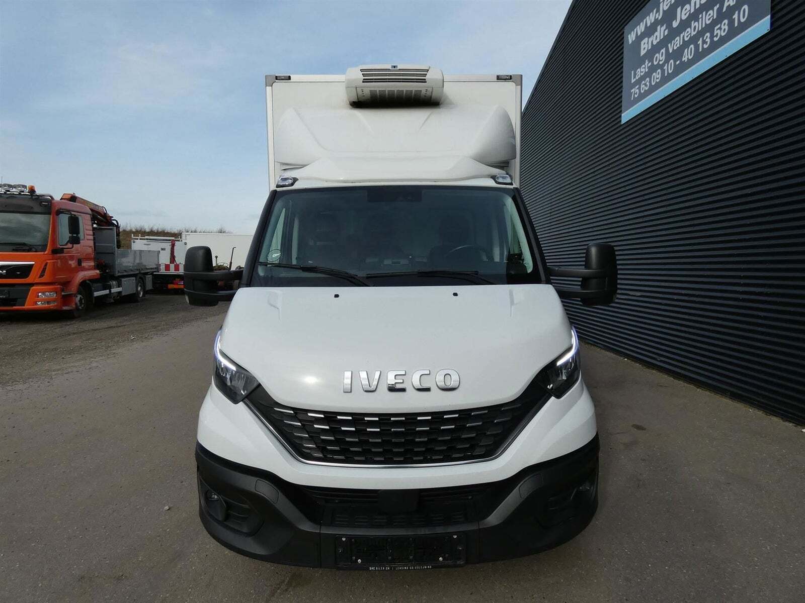 Hvid Iveco Daily fra 2020