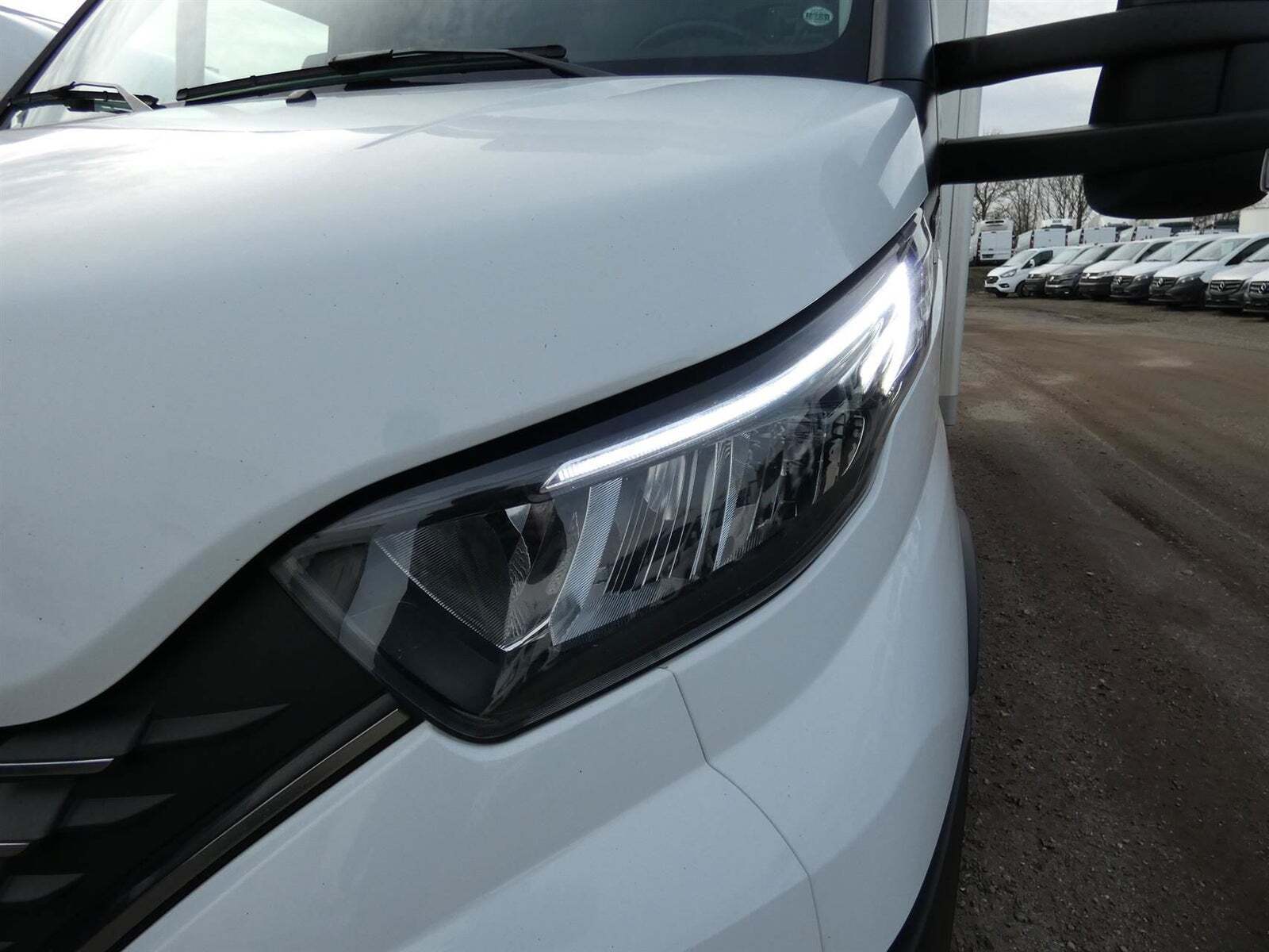 Hvid Iveco Daily fra 2020