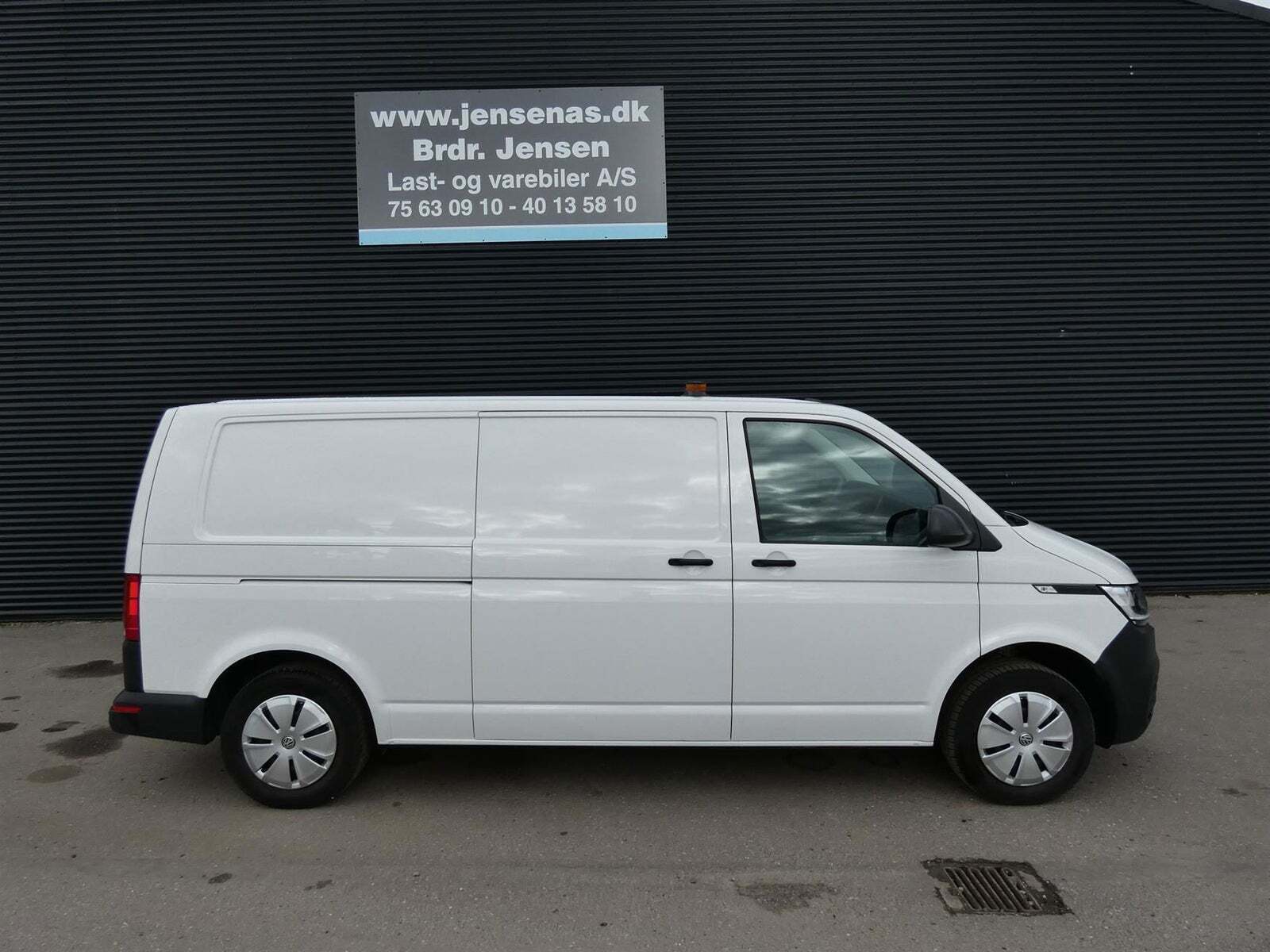 VW Transporter 2,0 TDi 150 Kassevogn DSG kort