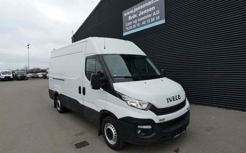 Iveco Daily 2,3 35S16 12m³ Van AG8