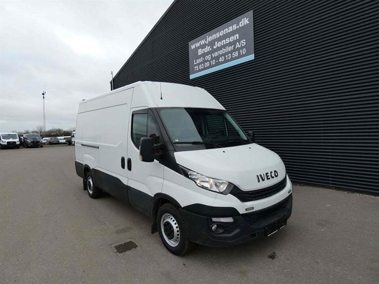 Iveco Daily 2,3 35S16 12m³ Van AG8