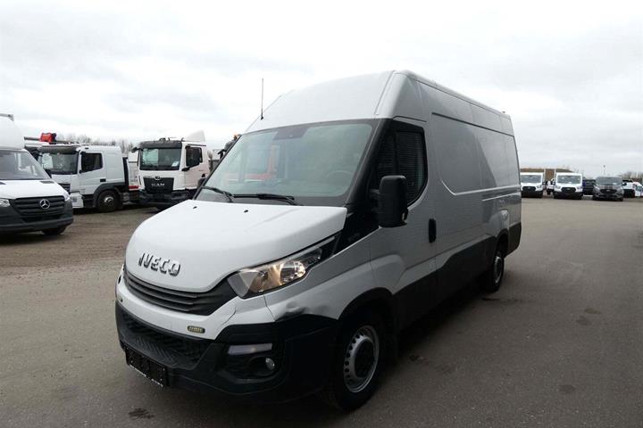 Hvid Iveco Daily fra 2019