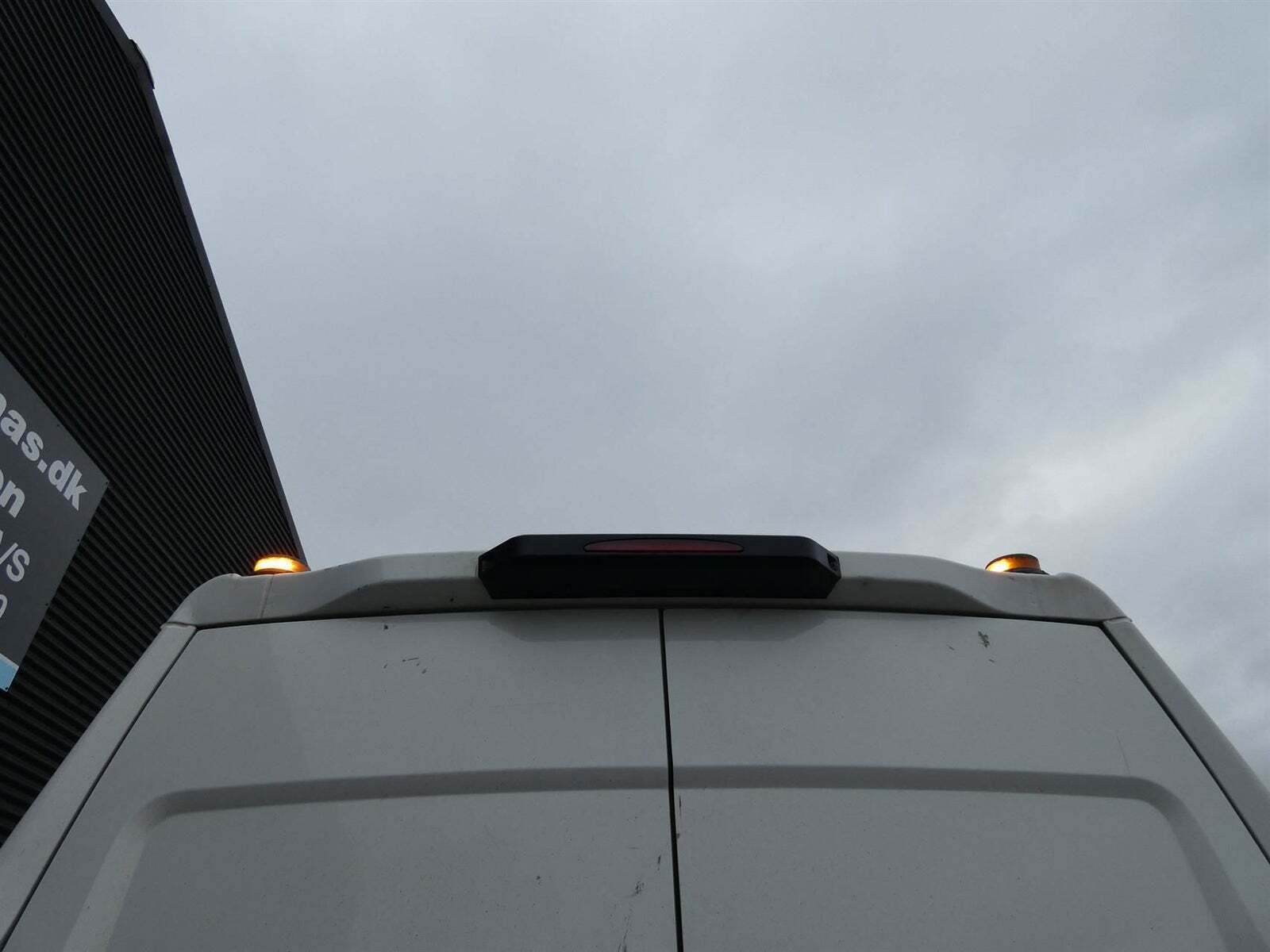 Hvid Iveco Daily fra 2019