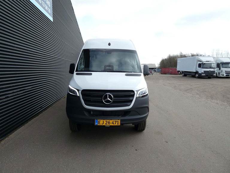 Mercedes Sprinter 319 2,0 CDi A2 Kassevogn SELECT aut. AWD