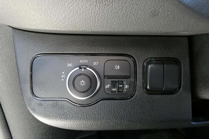 Sort Mercedes Sprinter 317 fra 2021