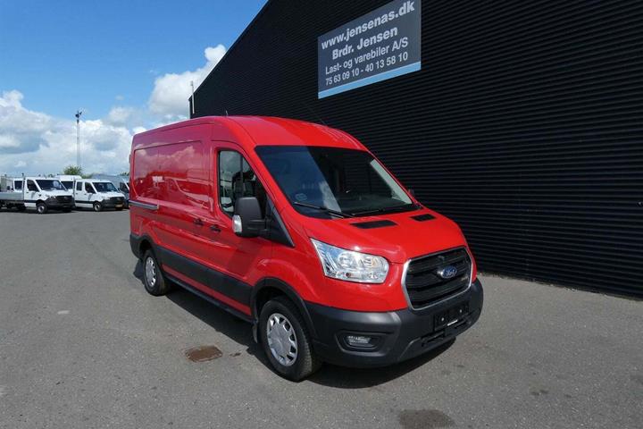 Rød Ford Transit 350 L2 Van fra 2022 set udefra