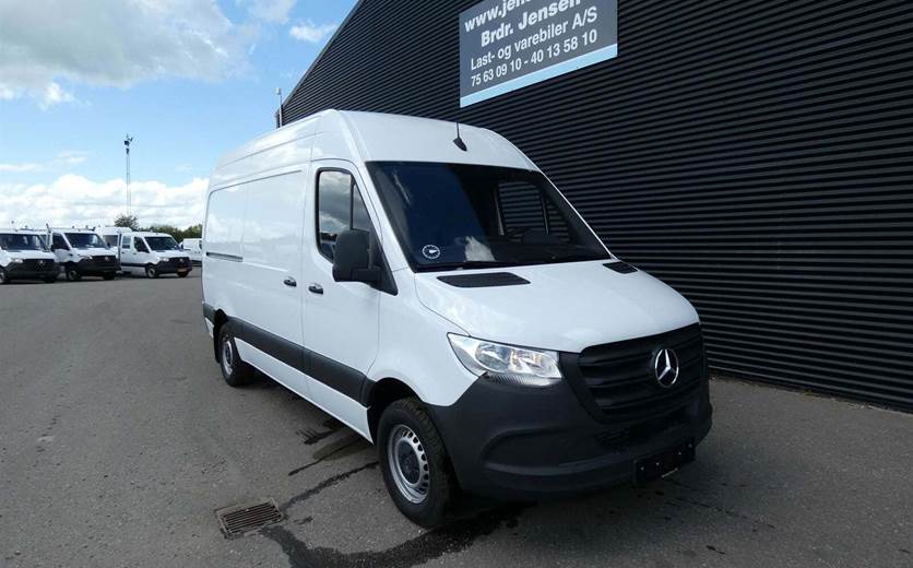 Mercedes Sprinter 317 2,0 CDi A2 Kassevogn aut. RWD
