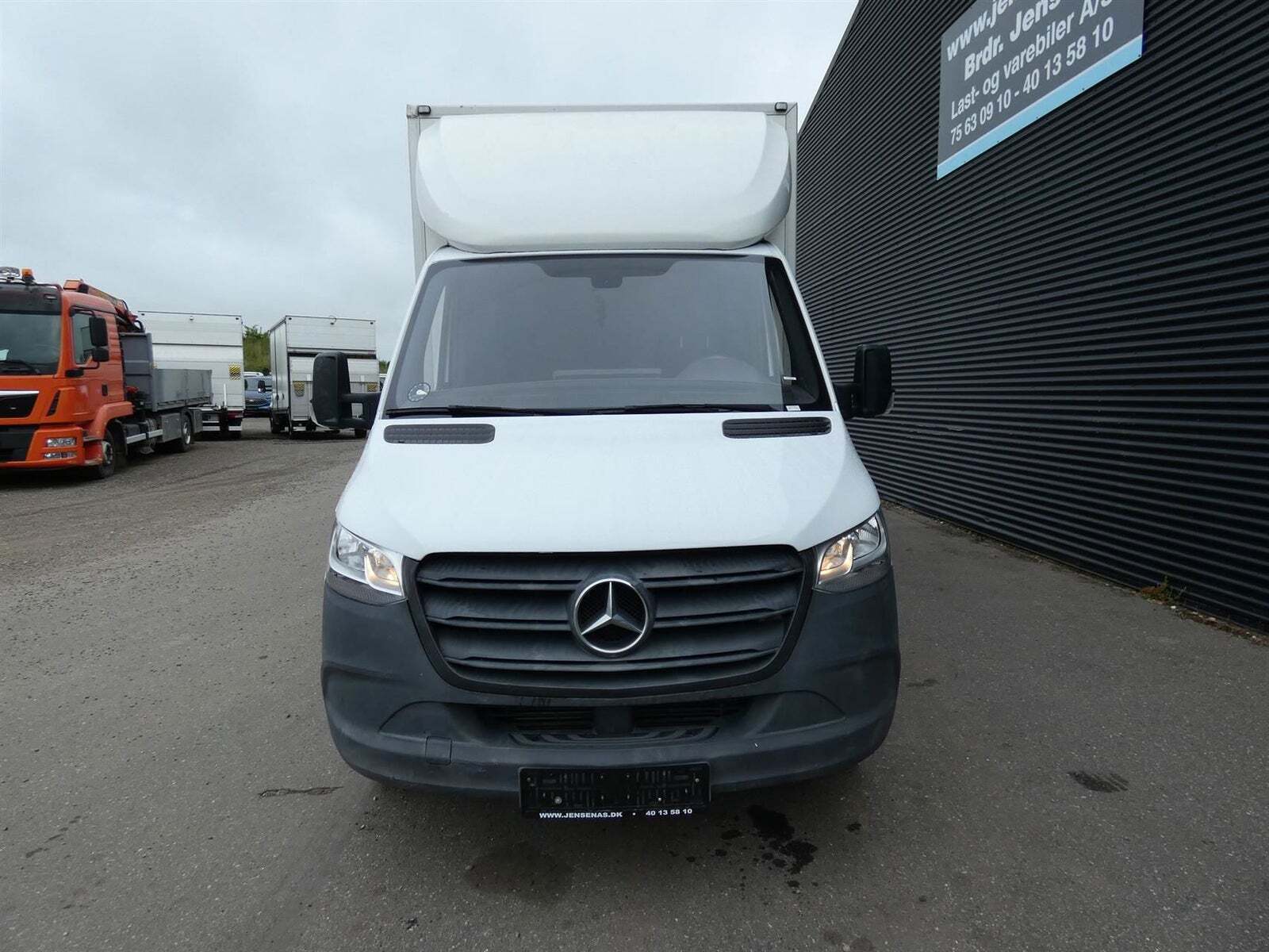 Hvid Mercedes Sprinter 316 fra 2020