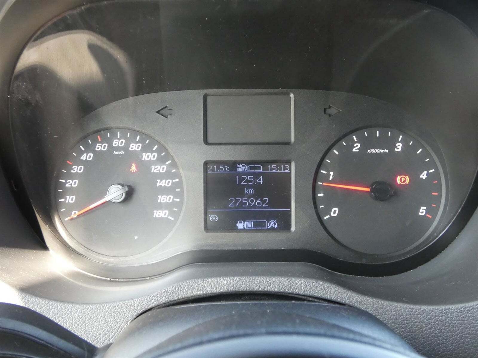 Hvid Mercedes Sprinter 316 fra 2021