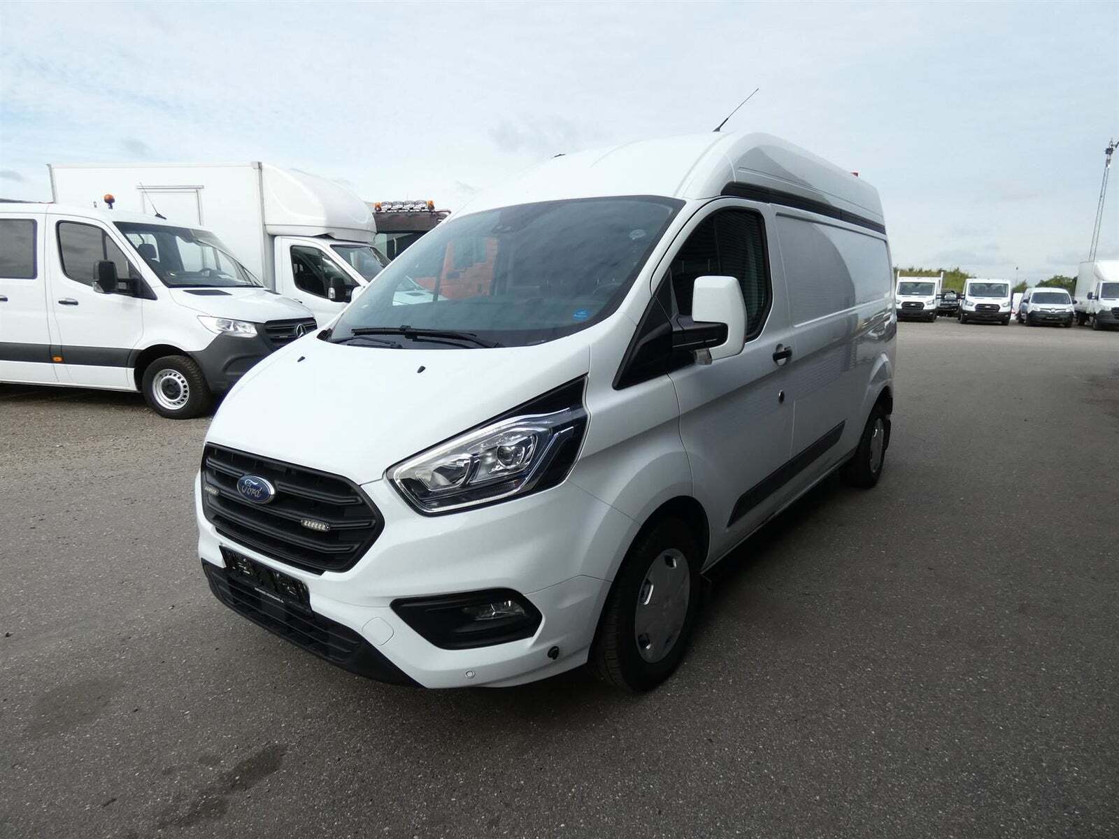 Ford Transit Custom 300L 2,0 TDCi 130 Trend