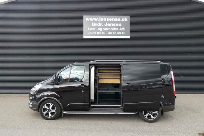 Sort Ford Transit Custom 300S fra 2023
