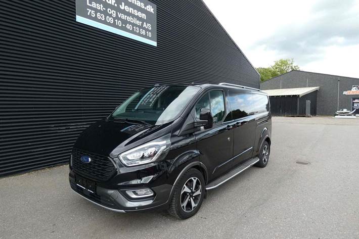Sort Ford Transit Custom 300S fra 2023
