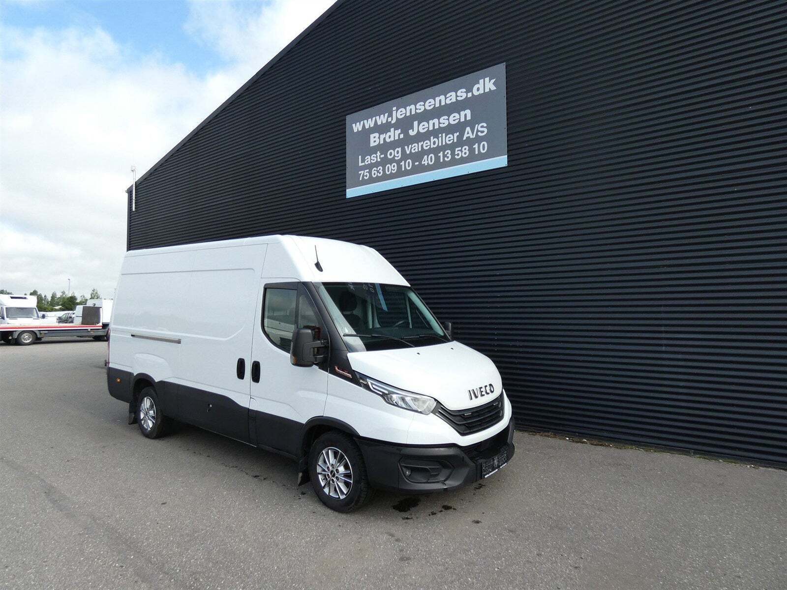 Iveco Daily 3,0 35S18 12m³ Van AG8
