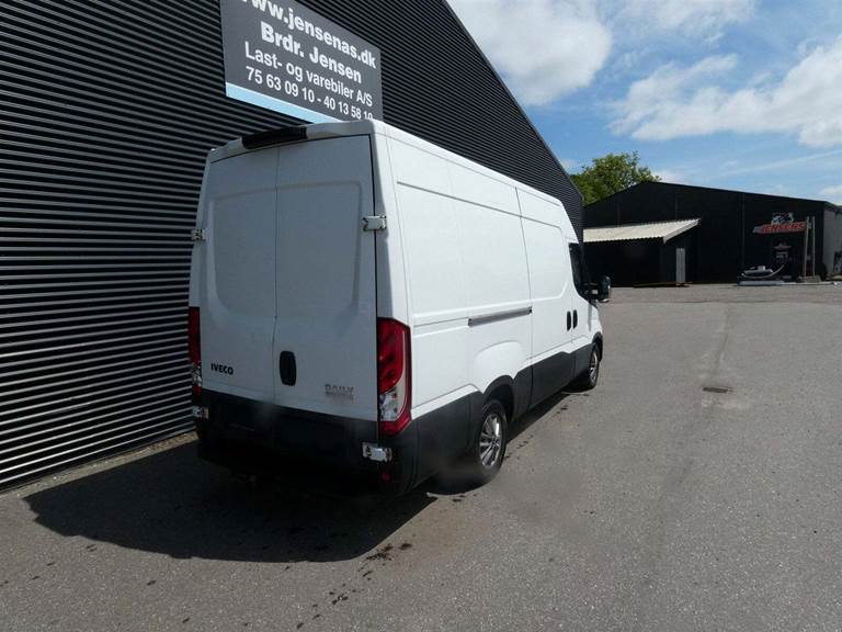 Iveco Daily 3,0 35S18 12m³ Van AG8