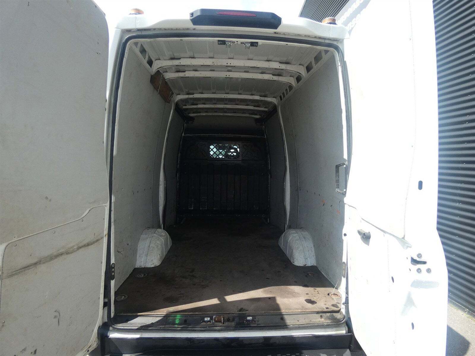 Hvid Iveco Daily fra 2019