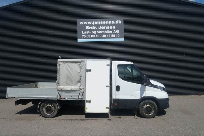 Hvid Iveco Daily fra 2020