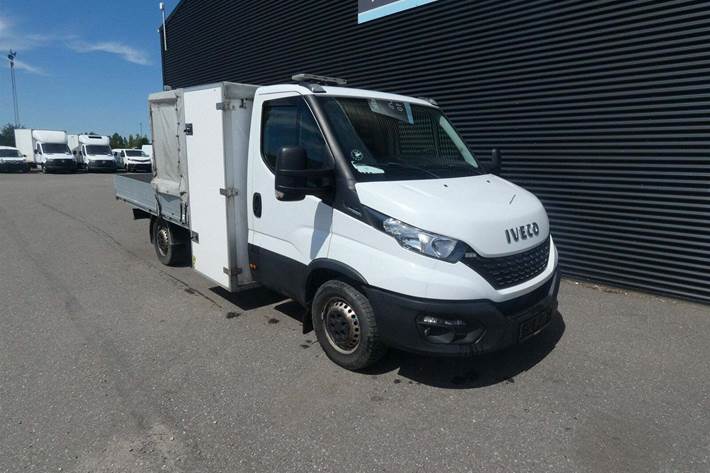 Hvid Iveco Daily fra 2020