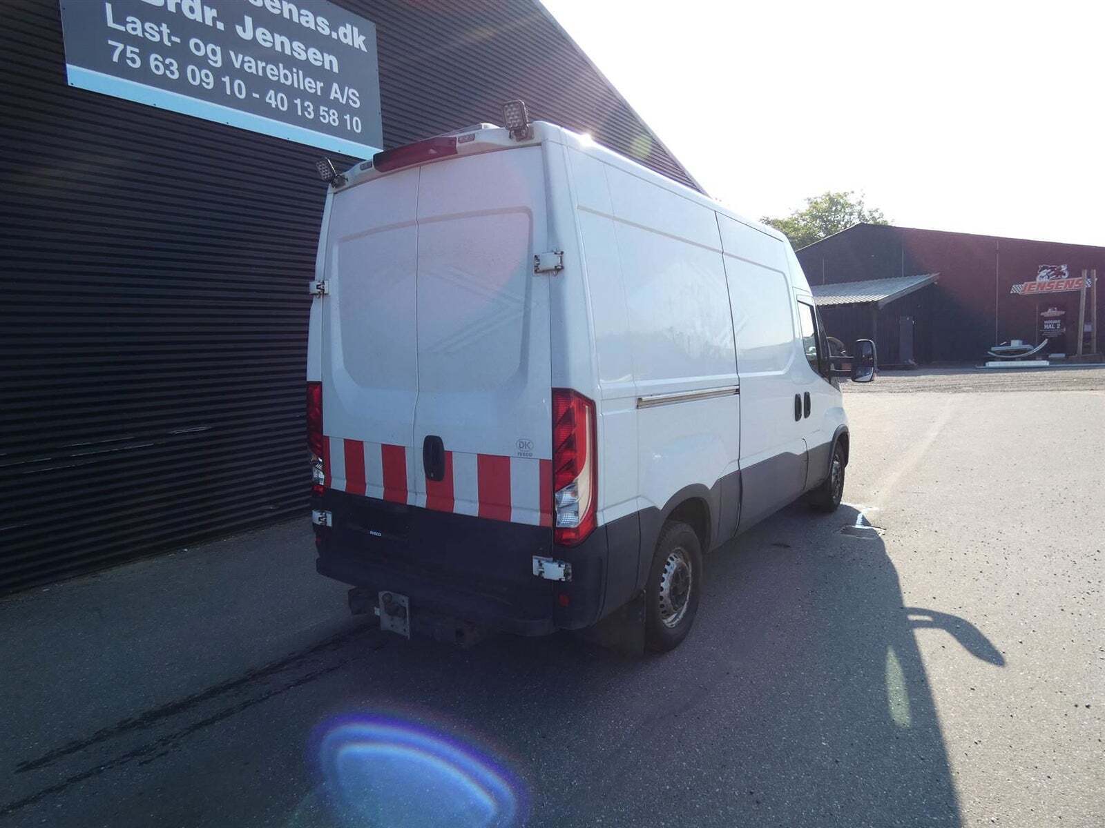 Iveco Daily 2,3 35S16 10,8m³ Van AG8