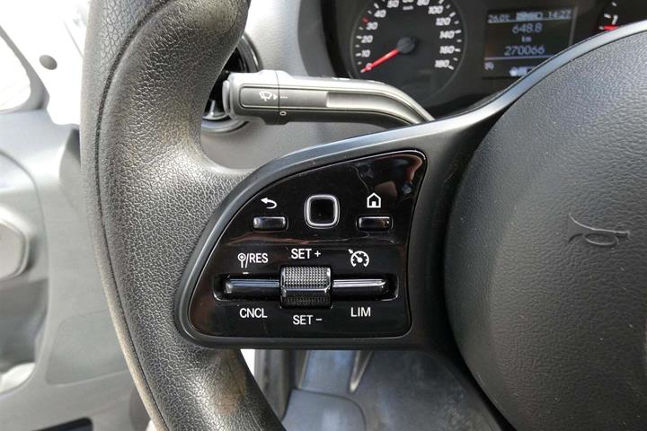 Hvid Mercedes Sprinter 316 fra 2020