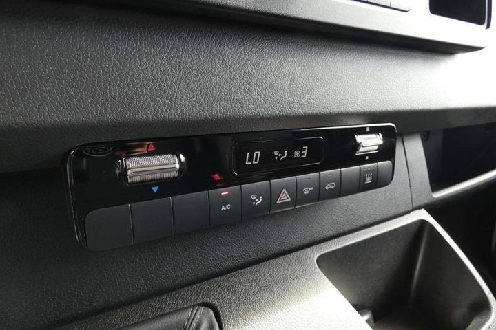 Hvid Mercedes Sprinter 316 fra 2020