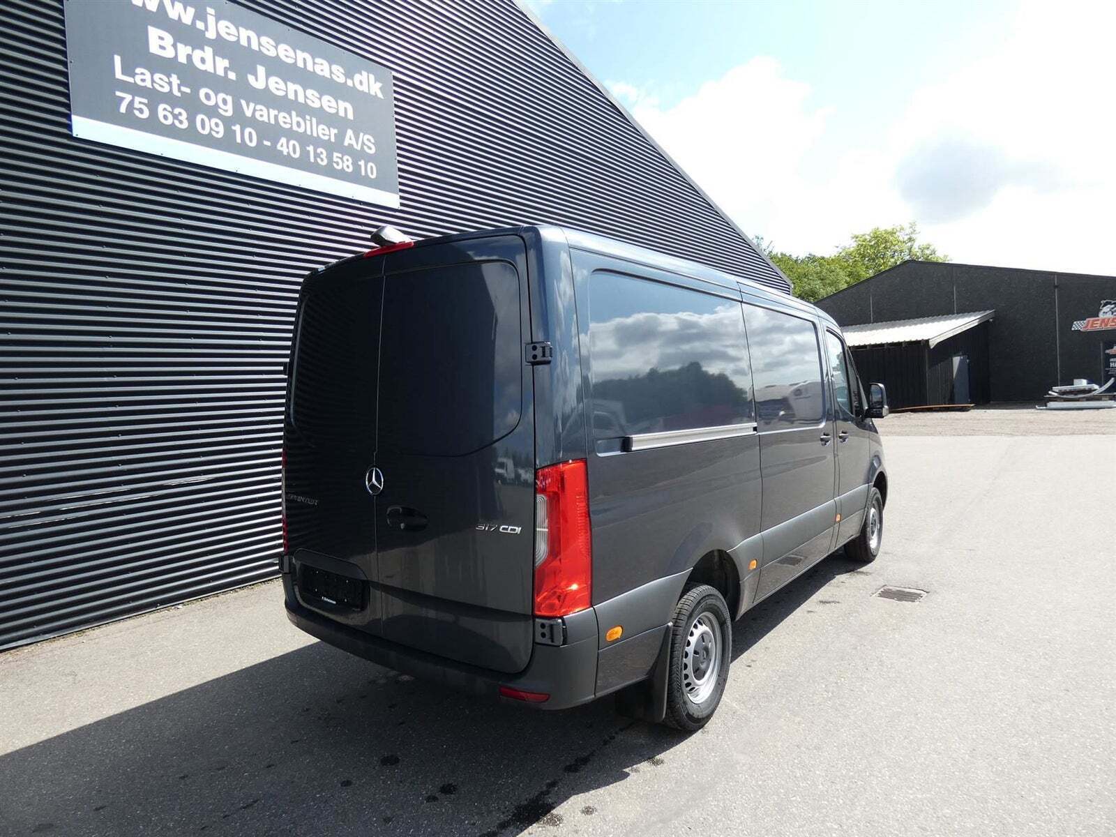 Mercedes Sprinter 317 2,0 CDi A2 Kassevogn aut. RWD