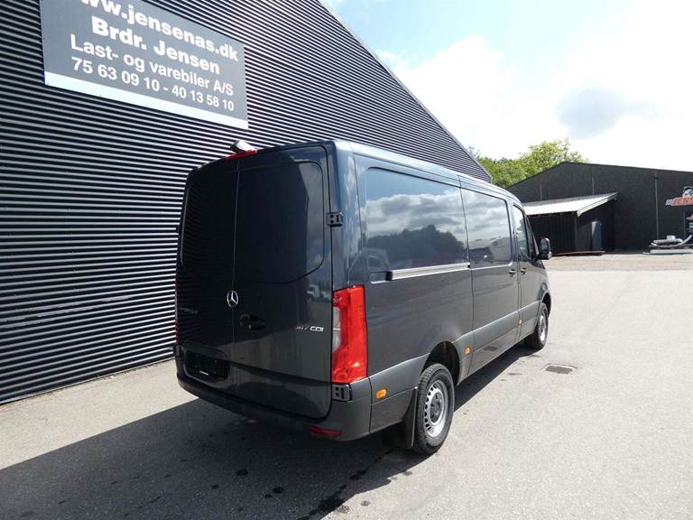 Mercedes Sprinter 317 2,0 CDi A2 Kassevogn aut. RWD