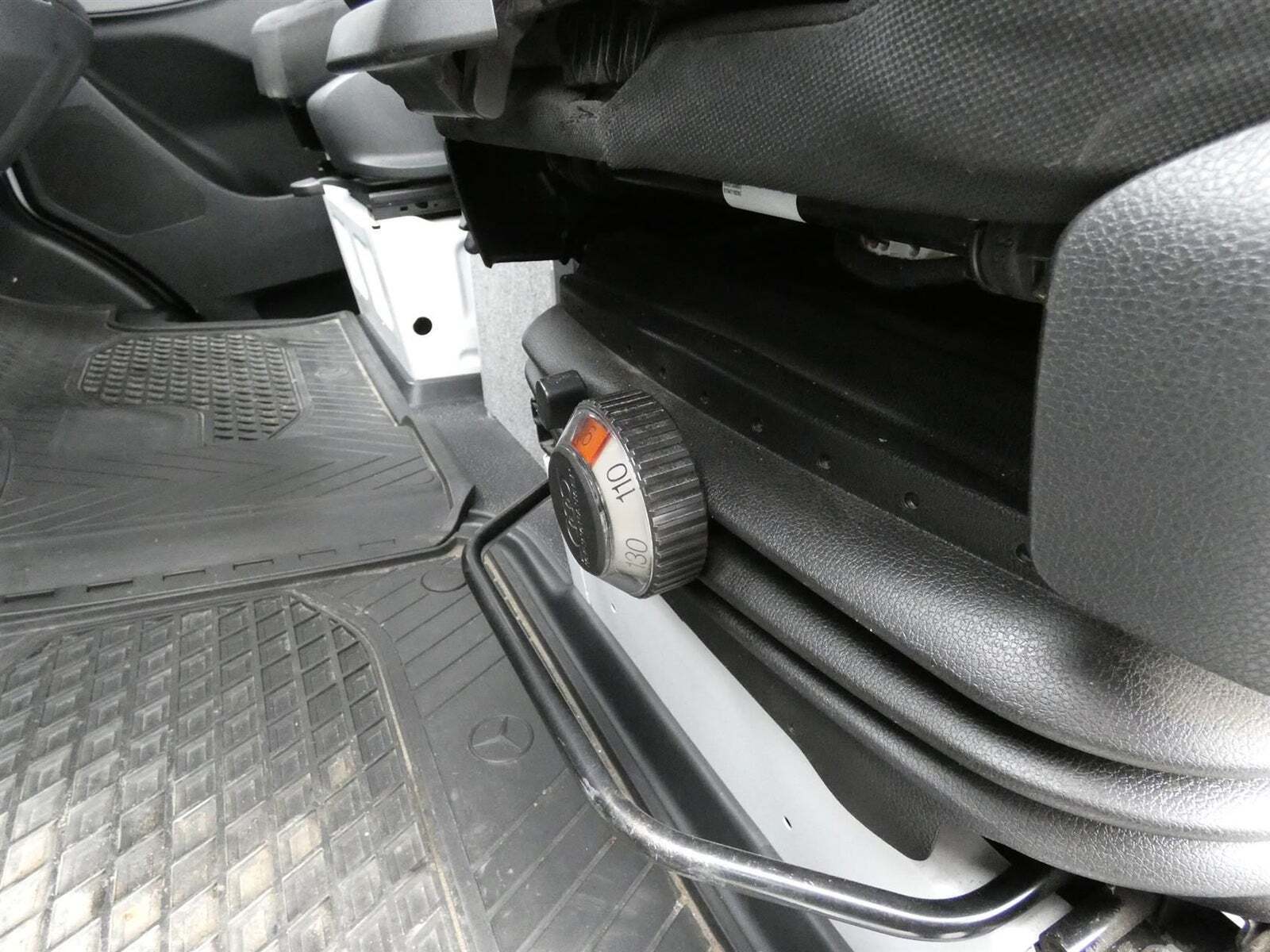 Hvid Mercedes Sprinter 316 fra 2018