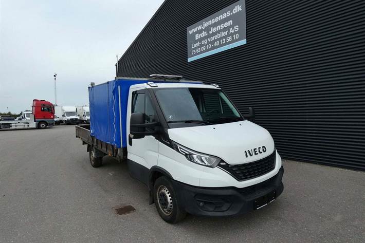 Hvid Iveco Daily fra 2020