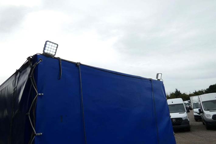 Hvid Iveco Daily fra 2020