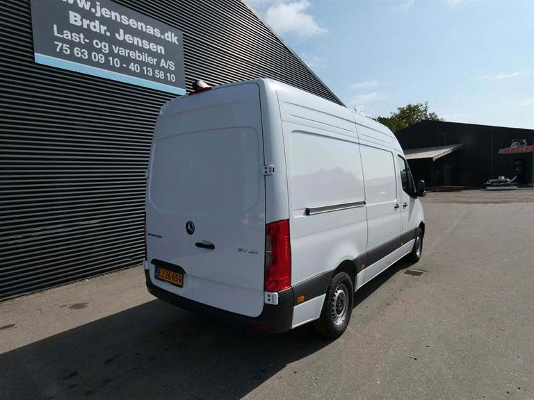 Mercedes Sprinter 317 2,0 CDi A2 Kassevogn PRO aut. RWD