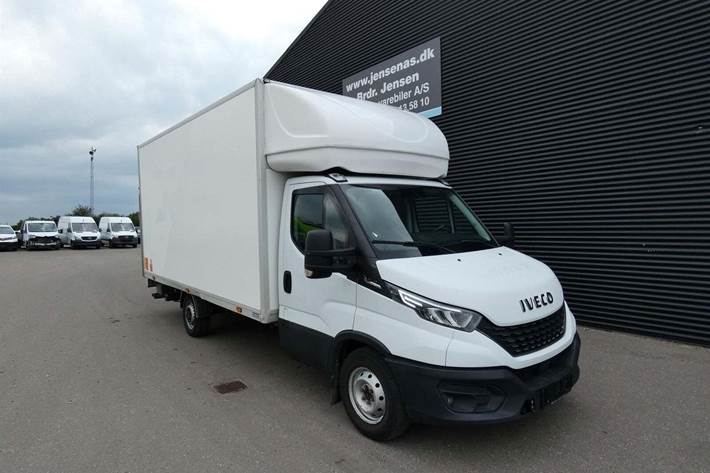 Hvid Iveco Daily fra 2021