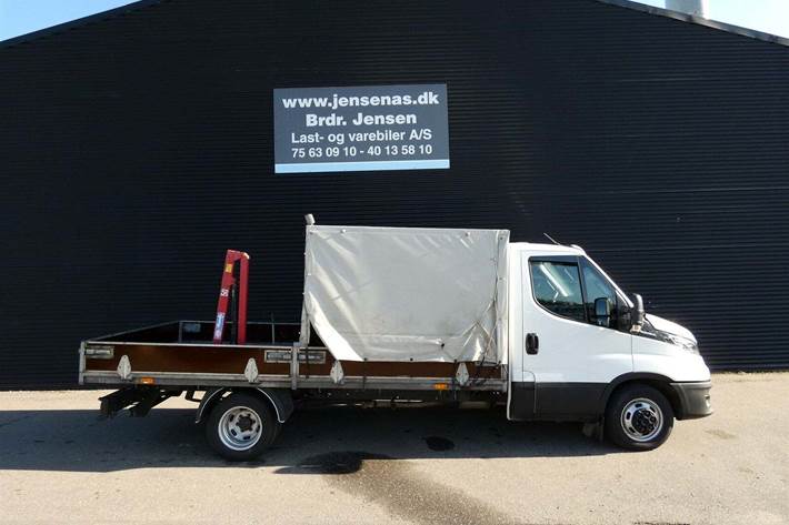 Hvid Iveco Daily fra 2023