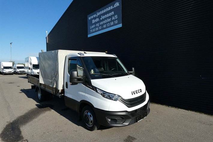 Hvid Iveco Daily fra 2023
