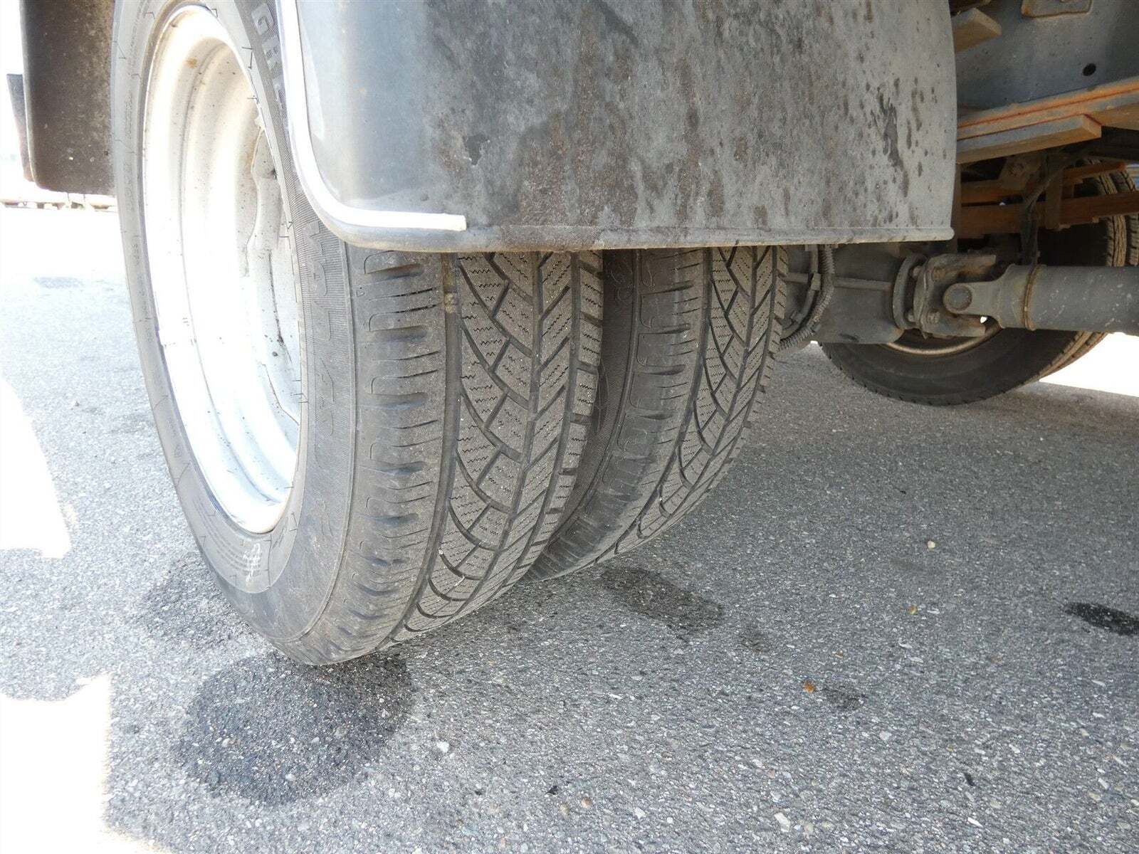 Hvid Iveco Daily fra 2023