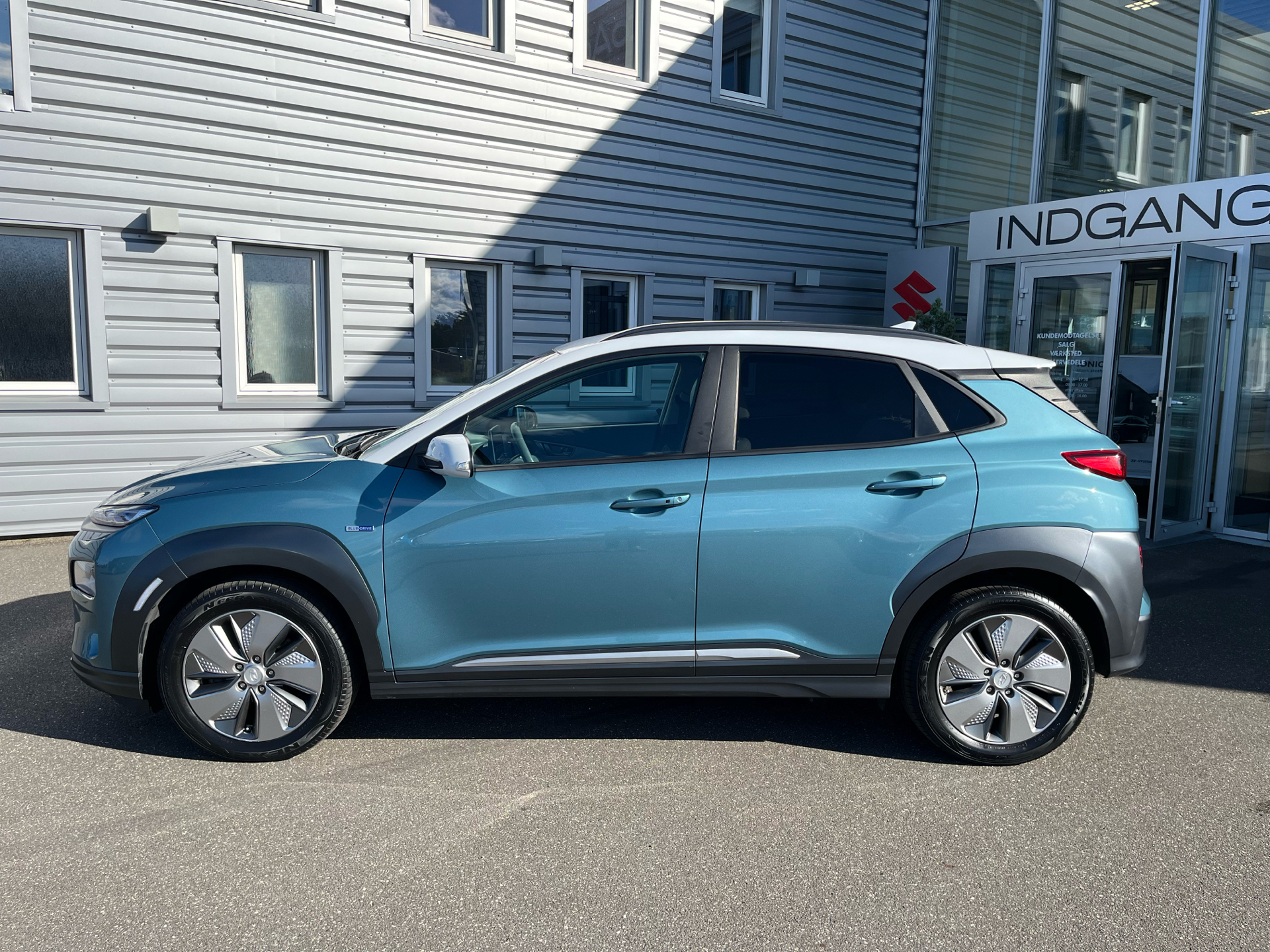 Blå Hyundai Kona fra 2020
