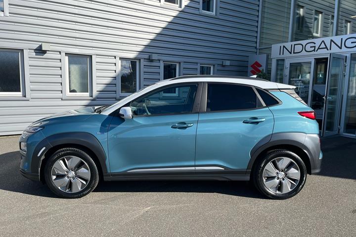 Blå Hyundai Kona fra 2020