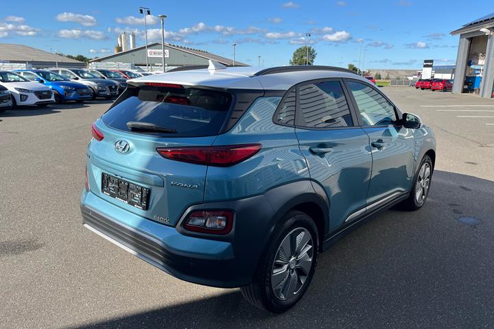 Blå Hyundai Kona fra 2020