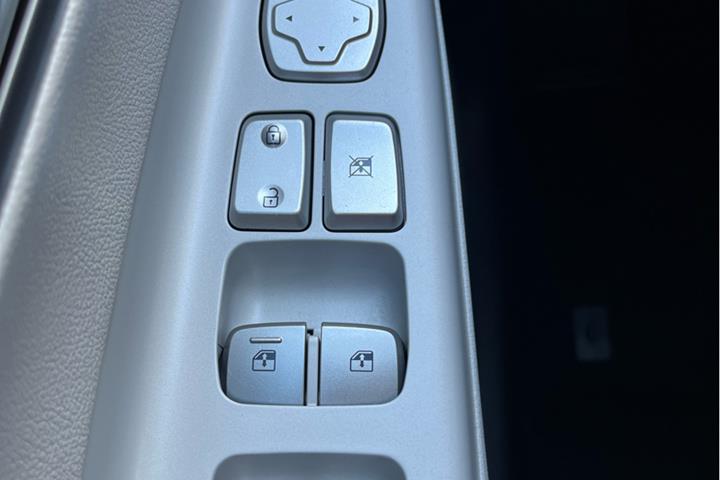 Blå Hyundai Kona fra 2020