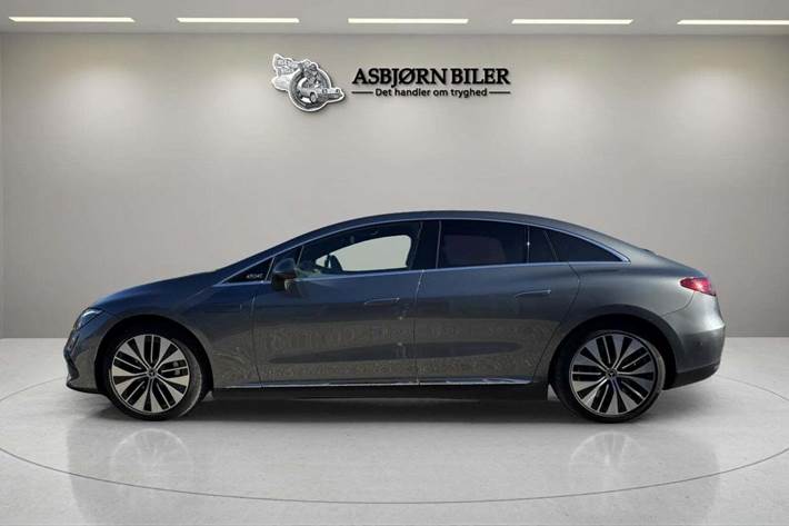 Grå Mercedes EQE350 fra 2023